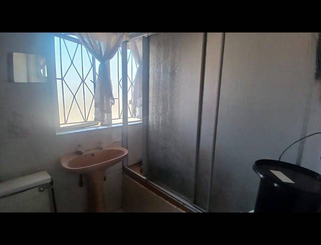 2 BEDROOM HOUSE FOR SALE IN MOORTON